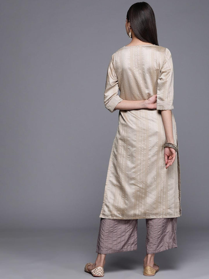 Grey Woven Design Chanderi Silk Kurta - ShopLibas