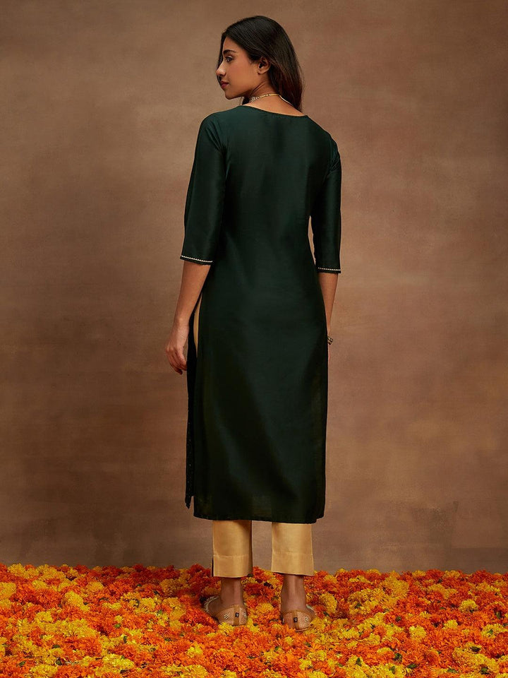Green Embellished Silk Straight Kurta