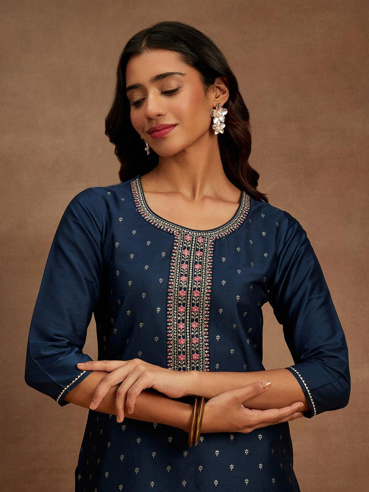 Blue Embellished Chanderi Silk Straight Kurta