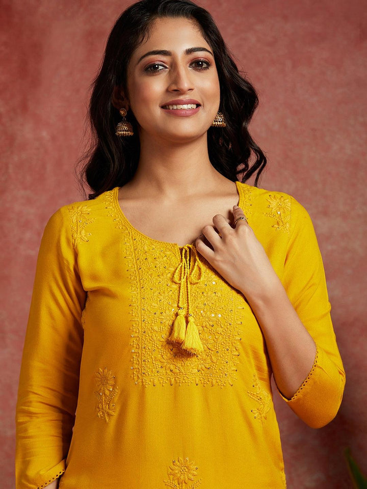 Yellow Embroidered Rayon Straight Kurta - ShopLibas
