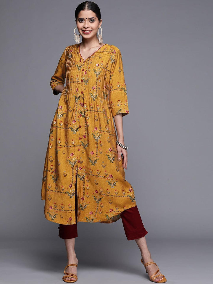 Yellow Printed Chanderi Silk Kurta - ShopLibas