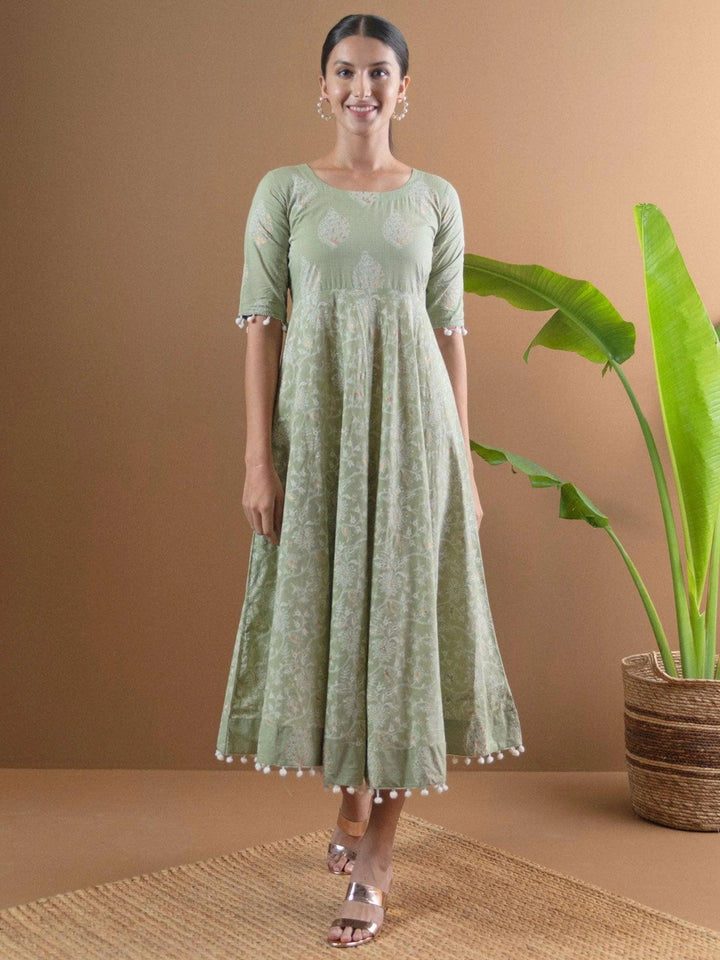 Green Printed Cotton Dress With Mask - ShopLibas