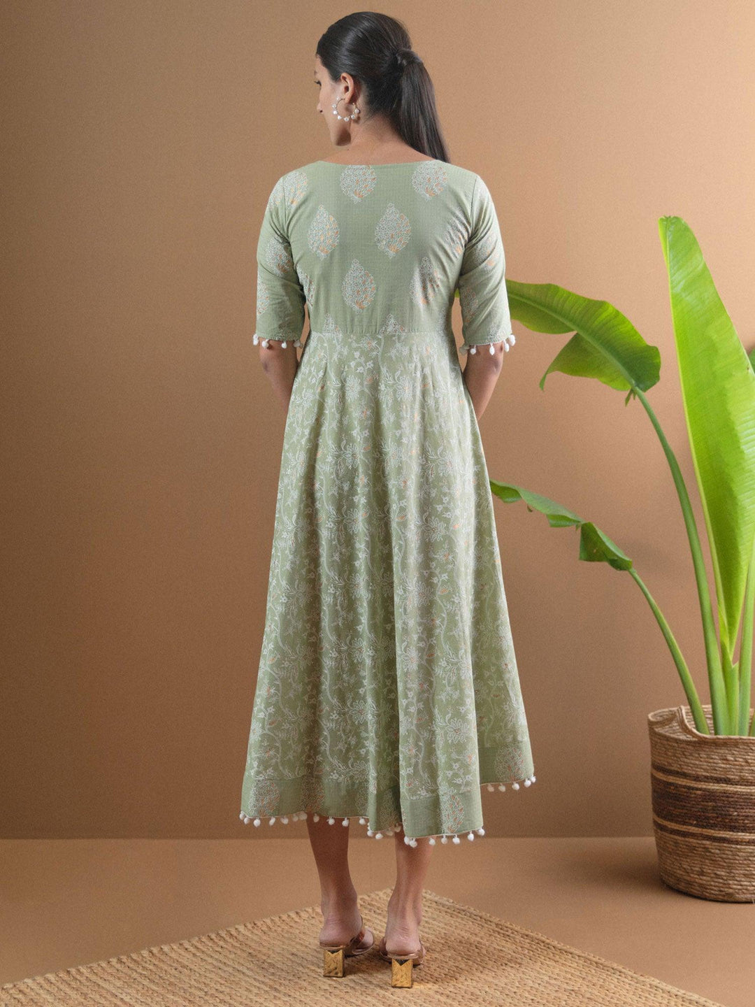 Green Printed Cotton Dress With Mask - ShopLibas