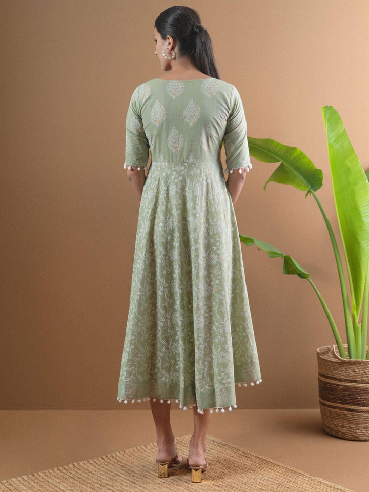 Green Printed Cotton Dress With Mask - ShopLibas