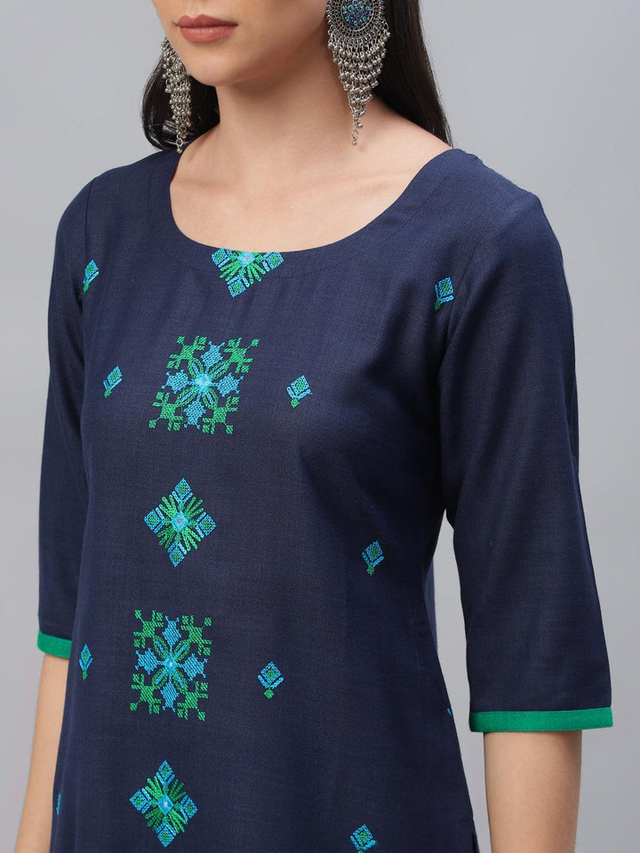 Blue Embroidered Cotton Kurta - ShopLibas