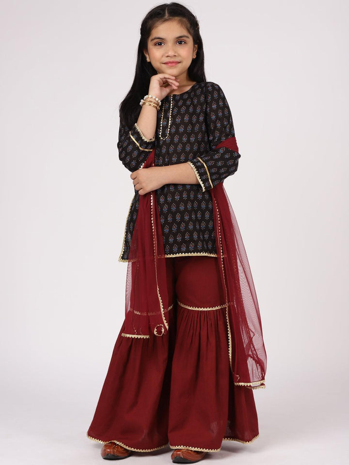 Black Printed Cotton Straight Suit Set - ShopLibas