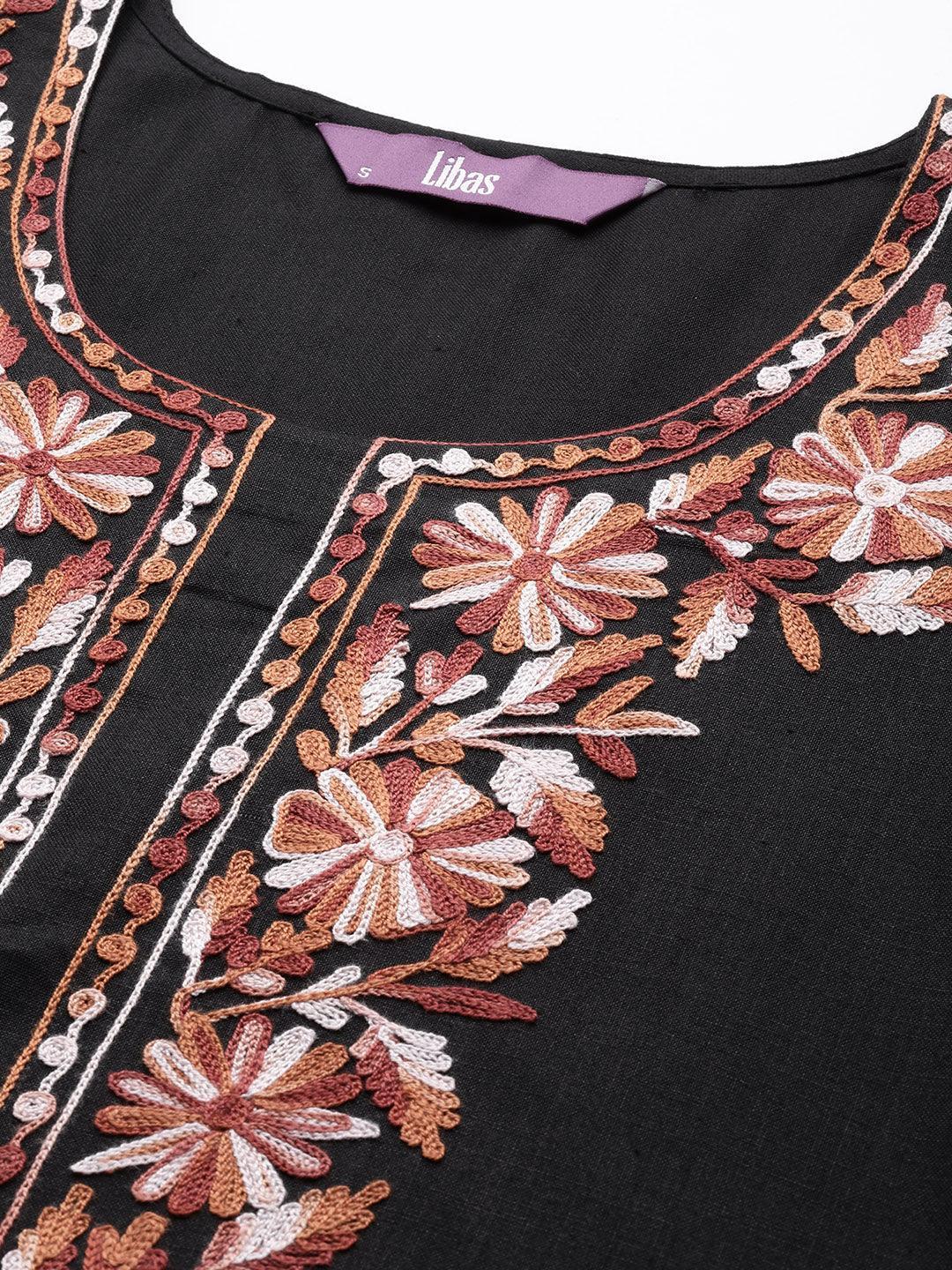Black Yoke Design Cotton Straight Kurta - ShopLibas 