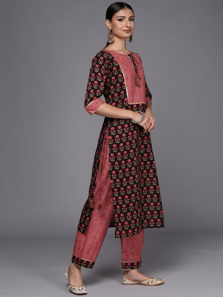 Black Yoke Design Cotton Straight Suit Set - ShopLibas