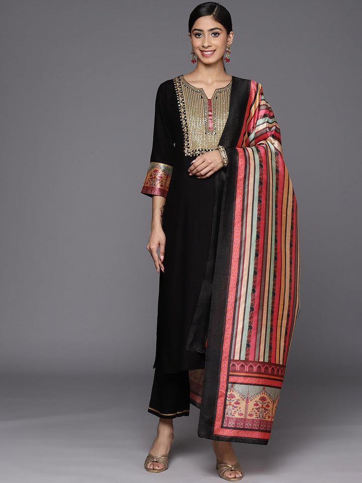 Black Yoke Design Rayon Straight Suit Set With Trousers