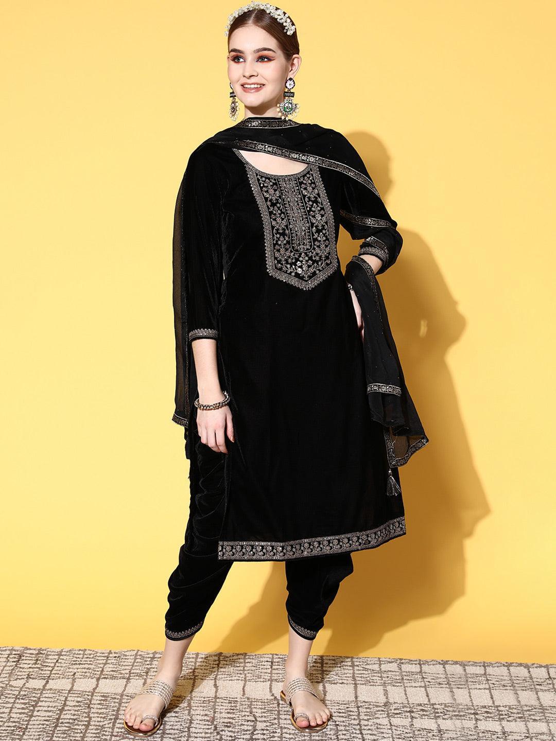 Black Yoke Design Velvet Straight Suit Set - ShopLibas