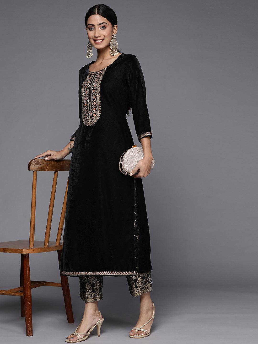 Black Yoke Design Velvet Straight Kurta Set - ShopLibas 