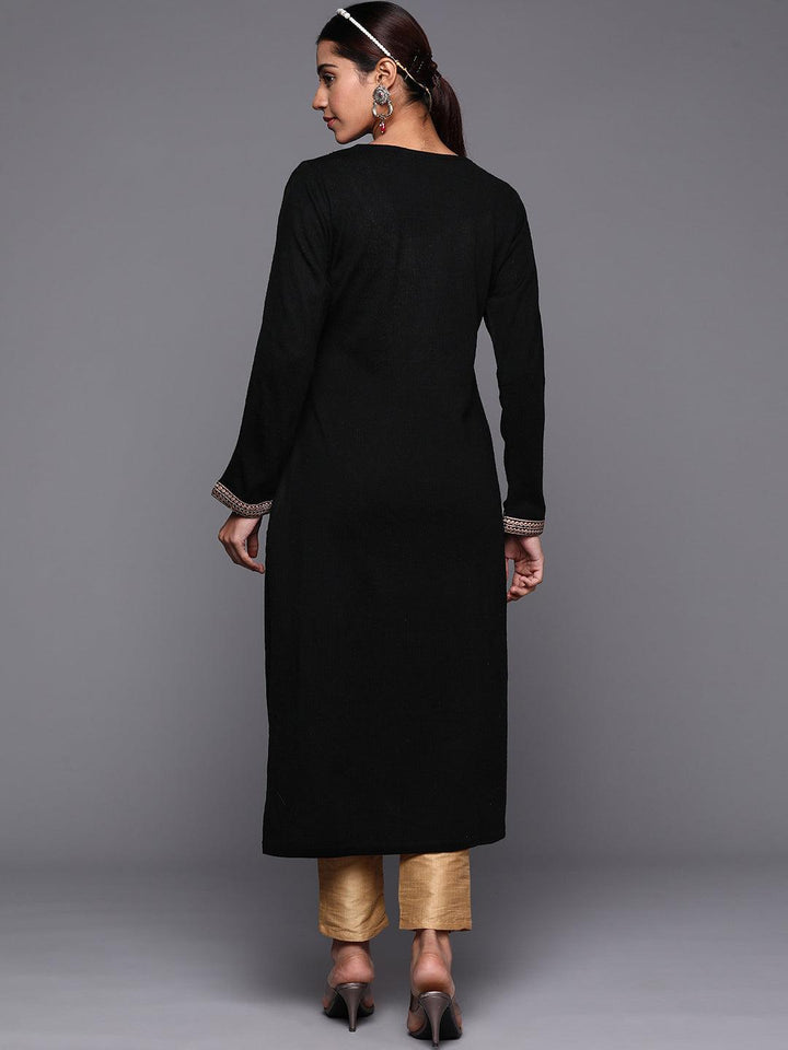 Black Yoke Design Wool Straight Kurta - ShopLibas