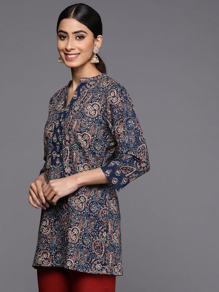 Blue Printed Cotton Straight Kurti - ShopLibas