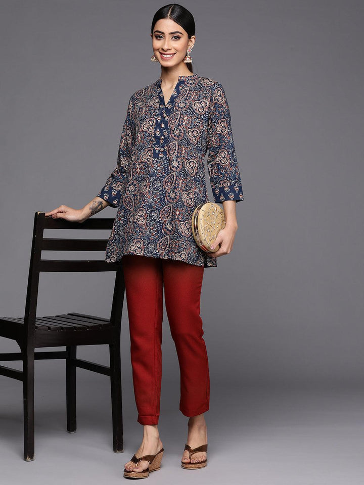 Blue Printed Cotton Straight Kurti - ShopLibas