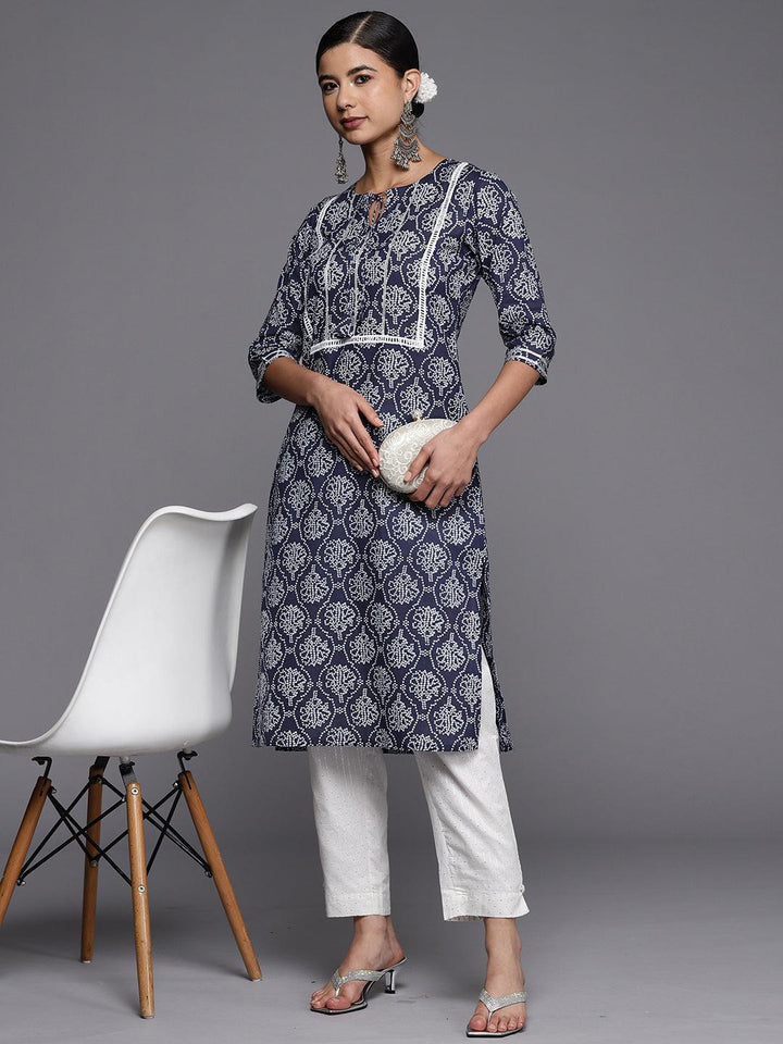 Blue Yoke Design Cotton Straight Kurta - ShopLibas