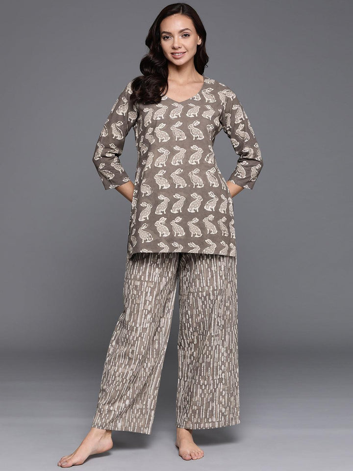 Brown Printed Cotton Night Suit - ShopLibas