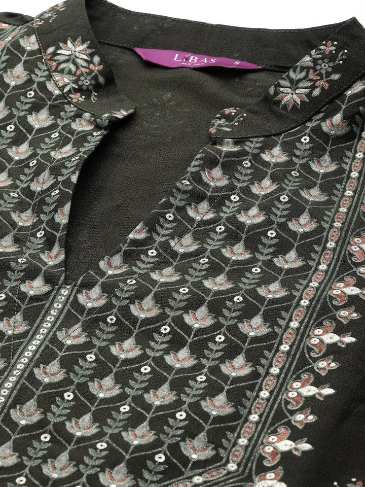 Green Printed Silk Blend Suit Set - ShopLibas