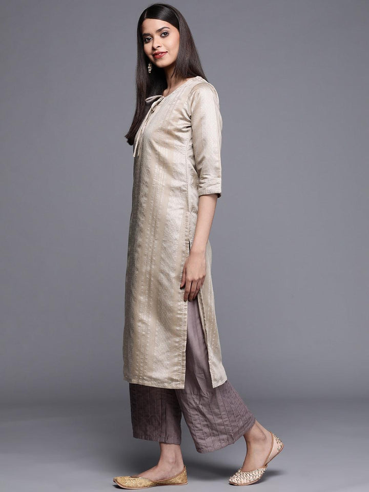 Grey Woven Design Chanderi Silk Kurta - ShopLibas