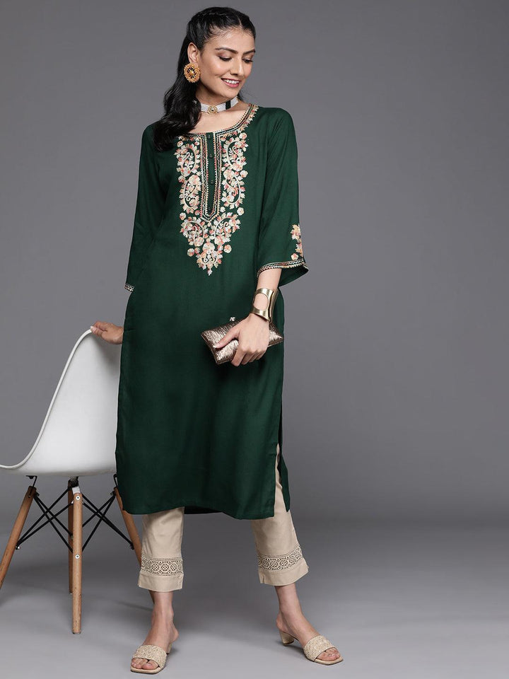 Green Embroidered Rayon Kurta - ShopLibas