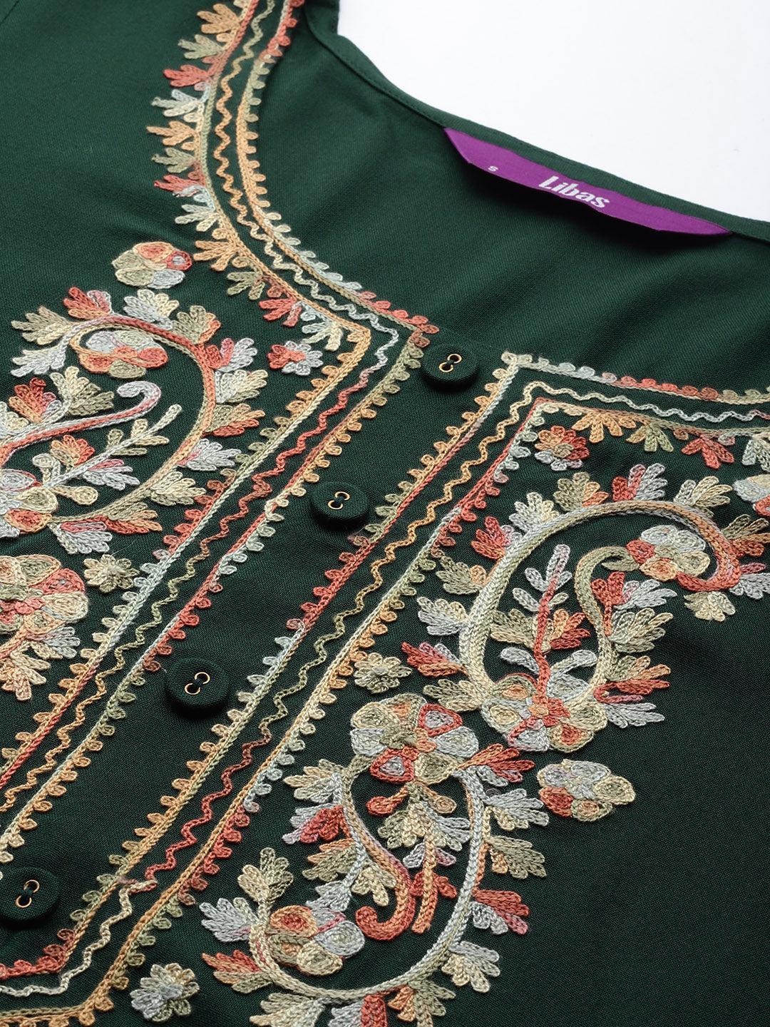 Green Embroidered Rayon Kurta - ShopLibas
