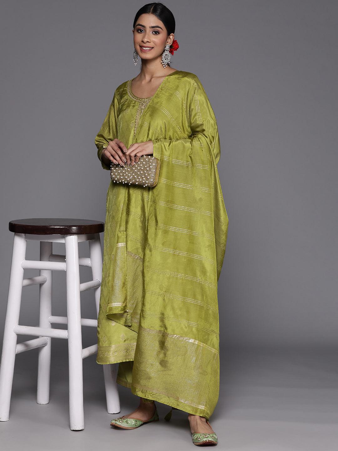 Green Embroidered Silk Blend Suit Set With Trousers - ShopLibas 