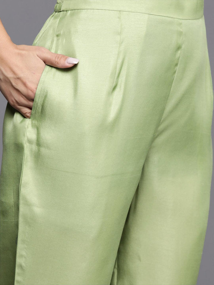 Green Embroidered Silk Blend Straight Suit With Dupatta