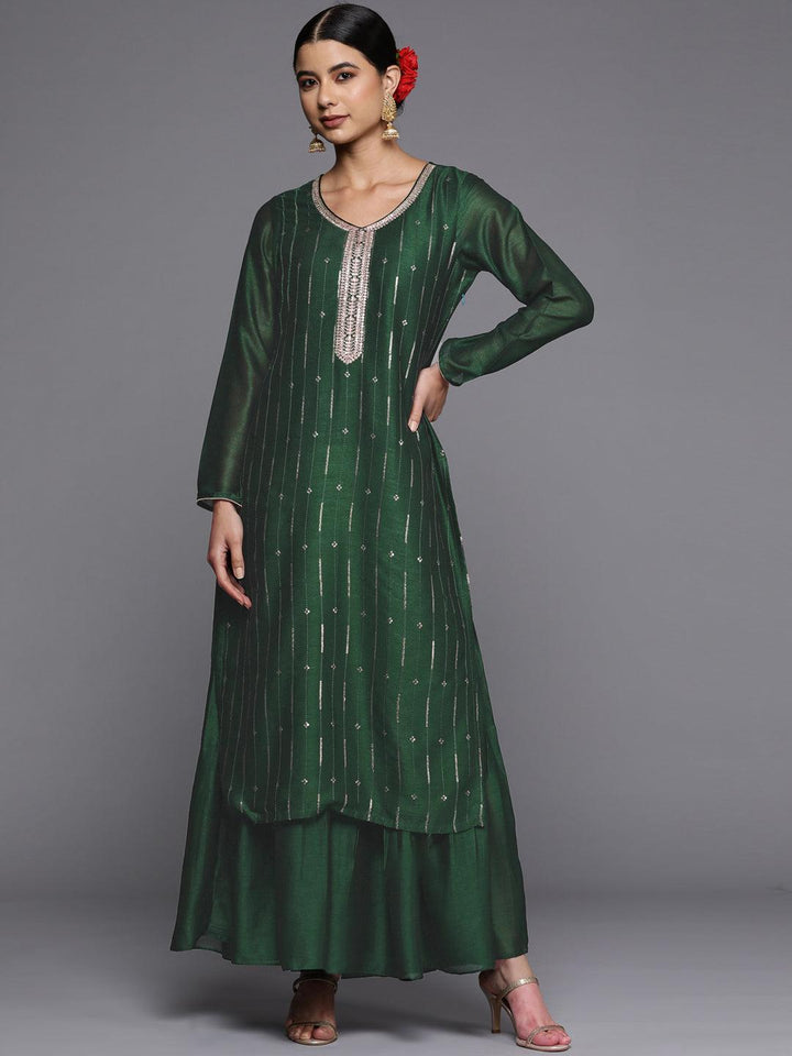 Green Embroidered Silk Straight Kurta - ShopLibas