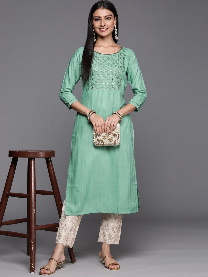 Green Embroidered Silk Straight Kurta - ShopLibas