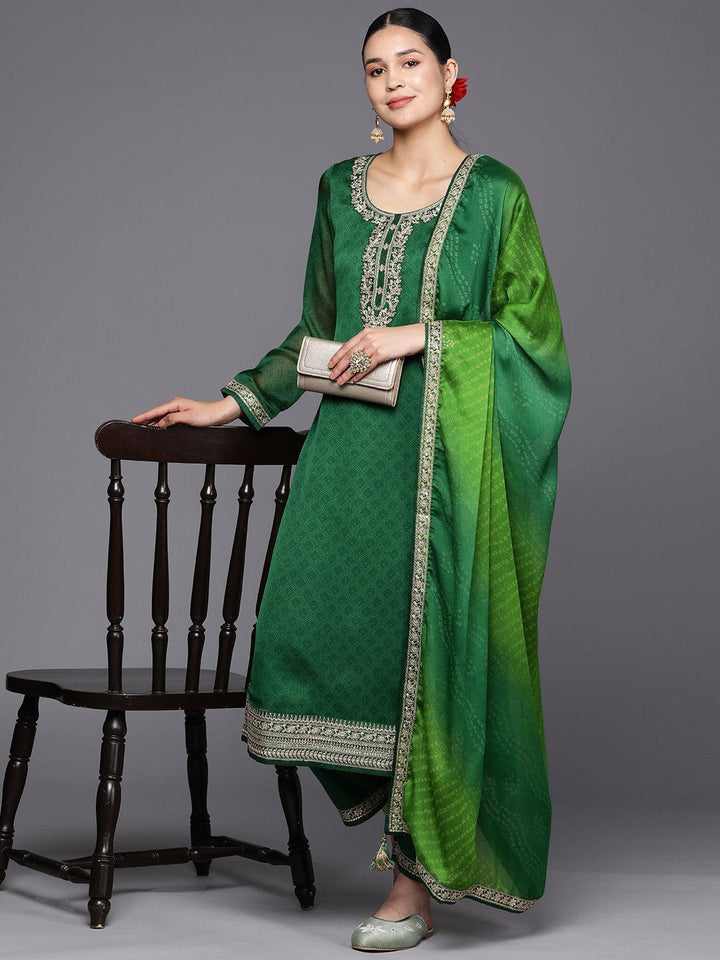 Green Printed Chiffon Straight Suit Set With Trousers