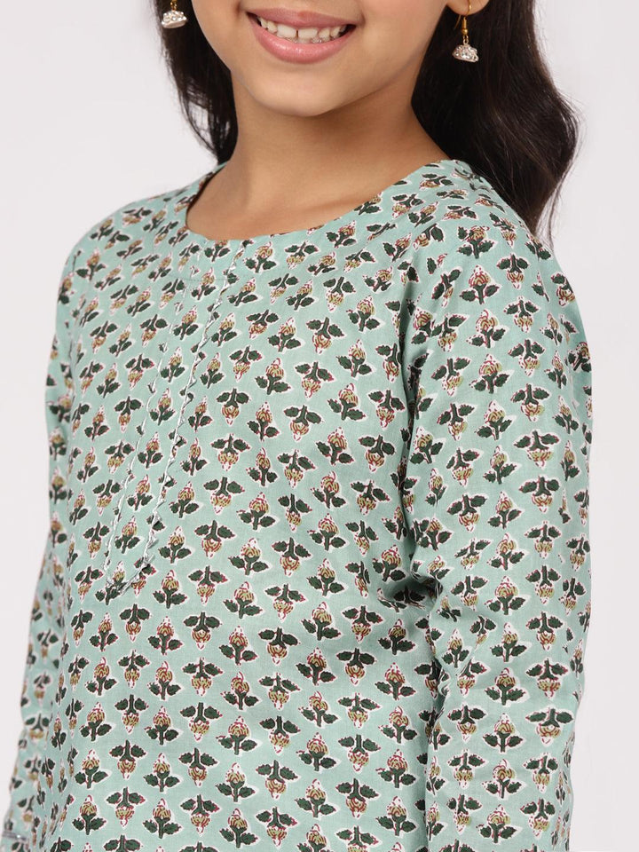 Green Printed Cotton Kurta Set - ShopLibas