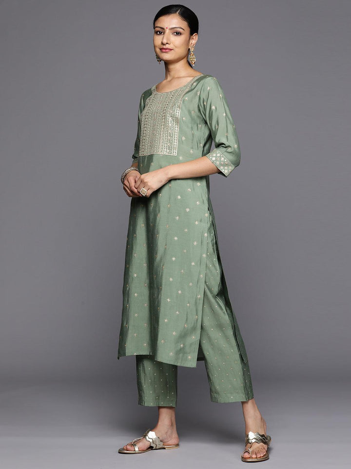 Green Printed Silk Blend Straight Kurta With Trousers & Dupatta