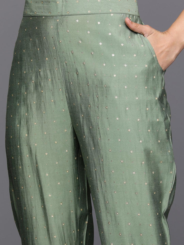 Green Printed Silk Blend Straight Kurta With Trousers & Dupatta
