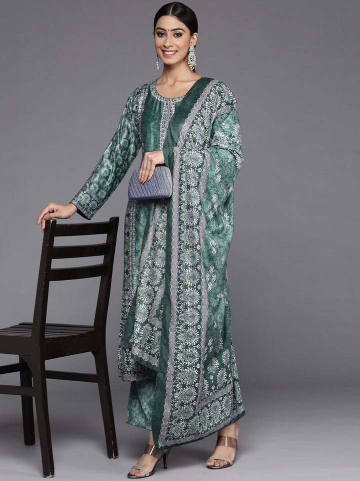 Green Printed Velvet Straight Kurta With Dupatta