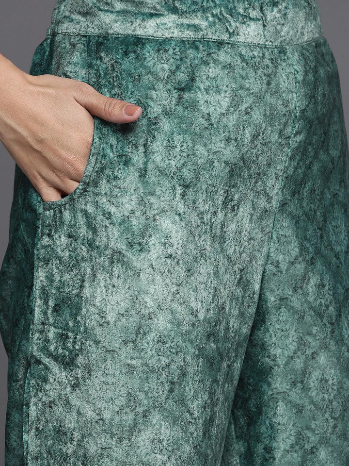 Green Printed Velvet Straight Kurta With Dupatta