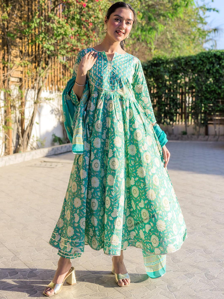 Ishin Women's Sea Green & White Embroidered Anarkali Kurta Set With Palazzo & Dupatta - Size Large - View #2