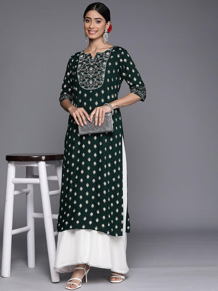 Green Yoke Design Rayon Straight Kurta