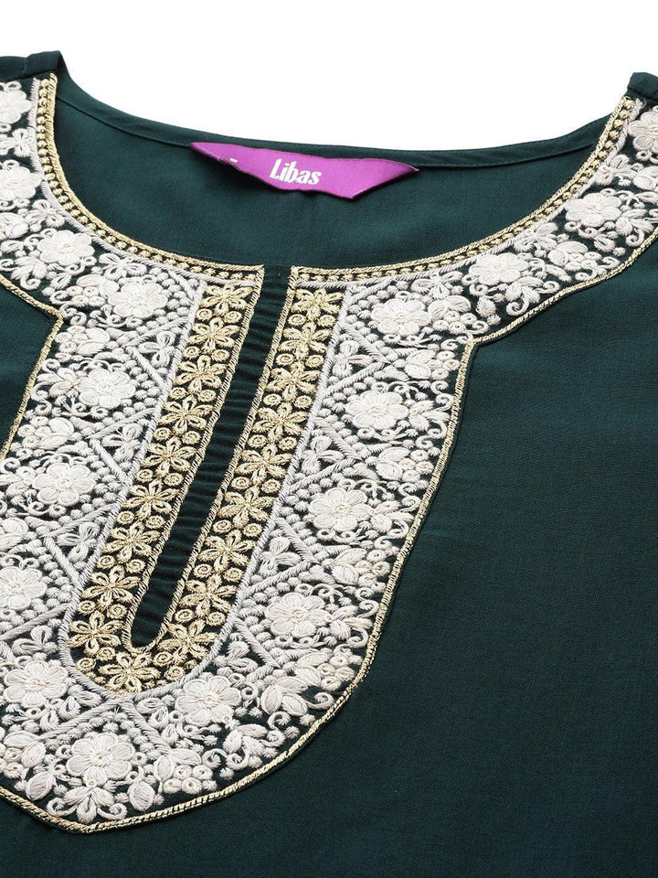 Green Yoke Design Silk Blend Straight Kurta With Dupatta