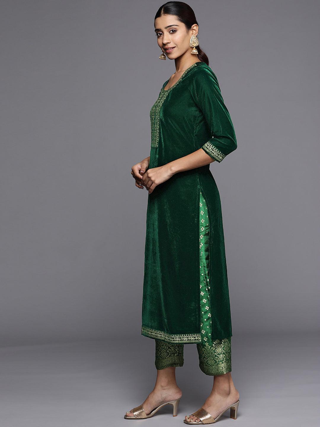 Green Yoke Design Velvet Straight Suit Set - ShopLibas 