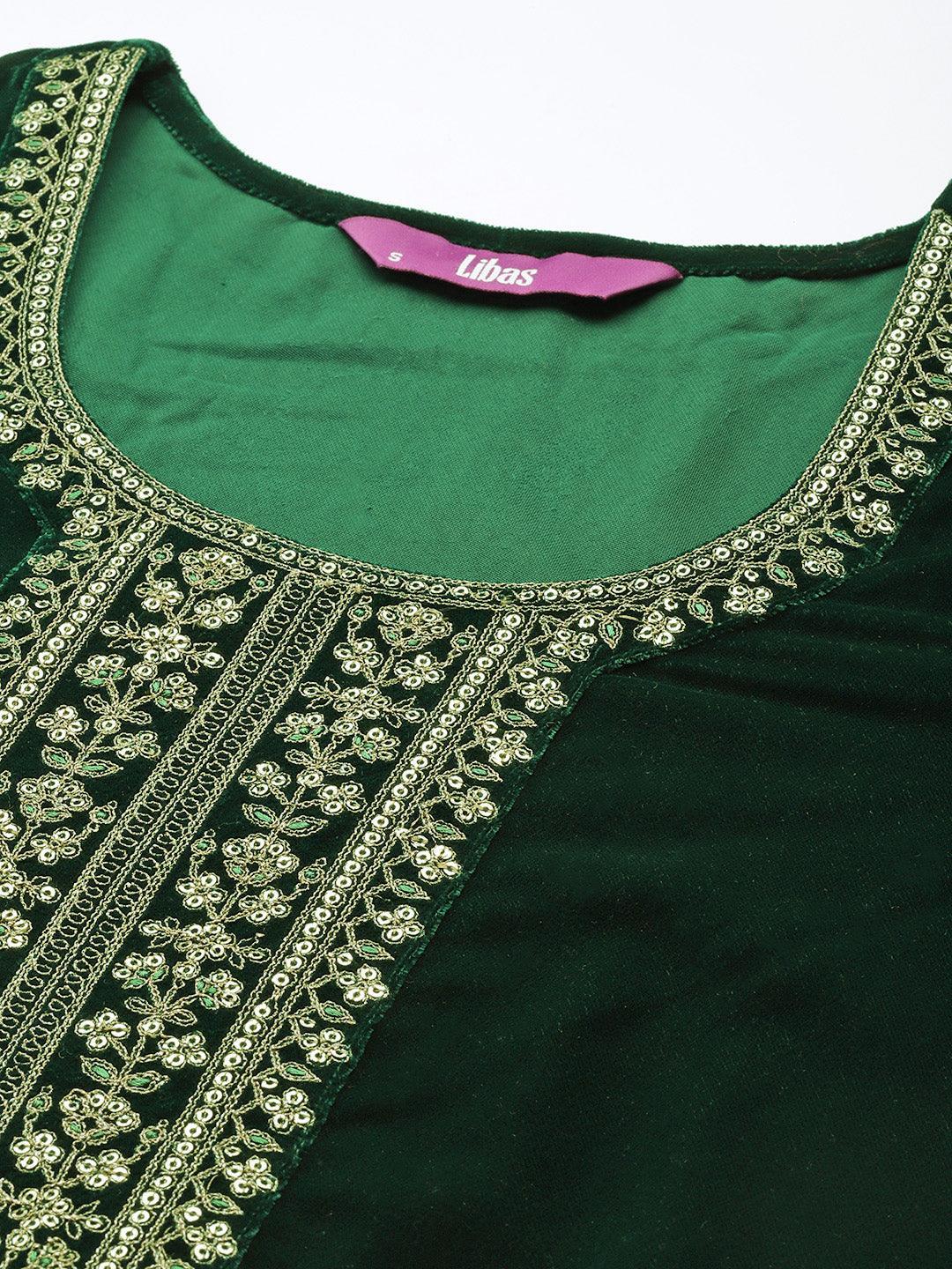 Green Yoke Design Velvet Straight Suit Set - ShopLibas 