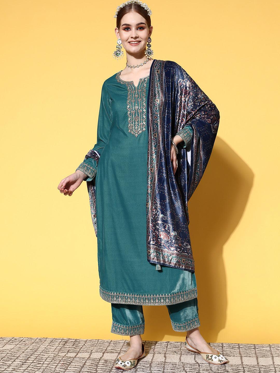 Green Yoke Design Velvet Straight Suit Set - ShopLibas