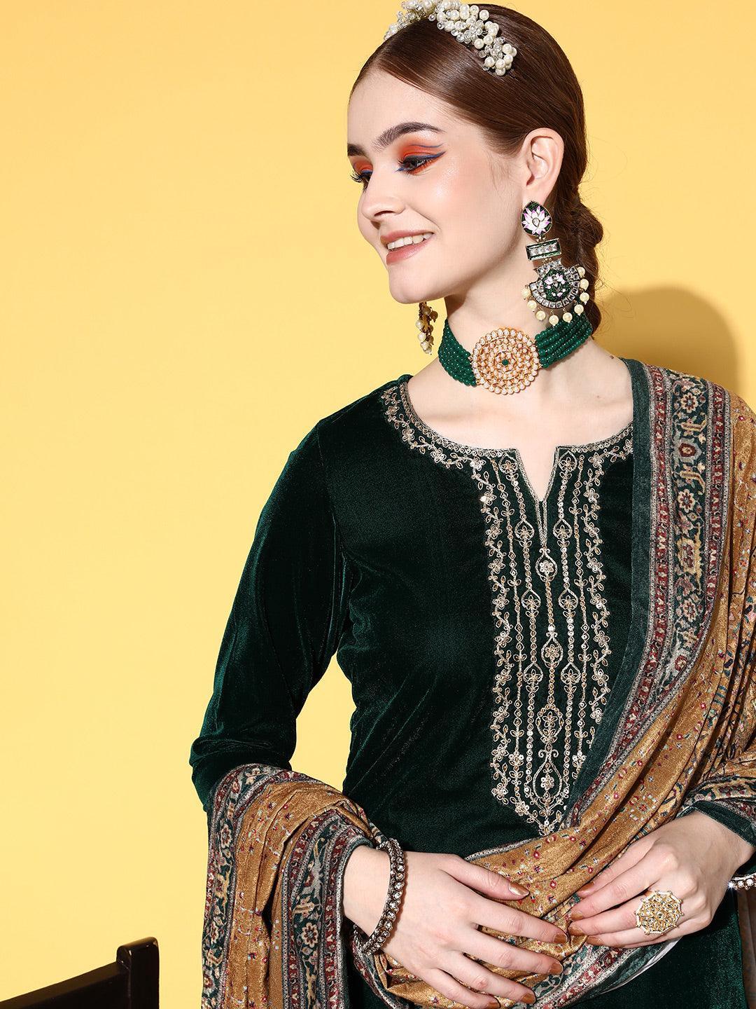 Green Yoke Design Velvet Straight Suit Set - ShopLibas 