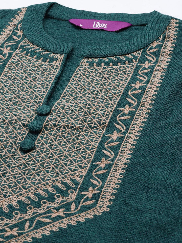 Green Yoke Design Wool Straight Kurta - ShopLibas