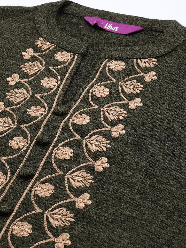 Green Yoke Design Wool Straight Kurta - ShopLibas