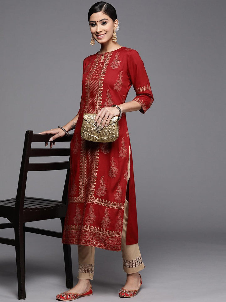 Maroon Printed Rayon Kurta - ShopLibas