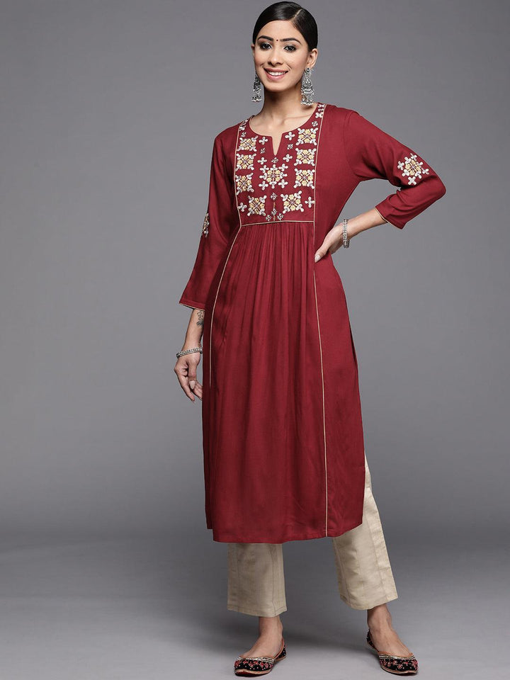 Maroon Yoke Design Rayon Kurta - ShopLibas