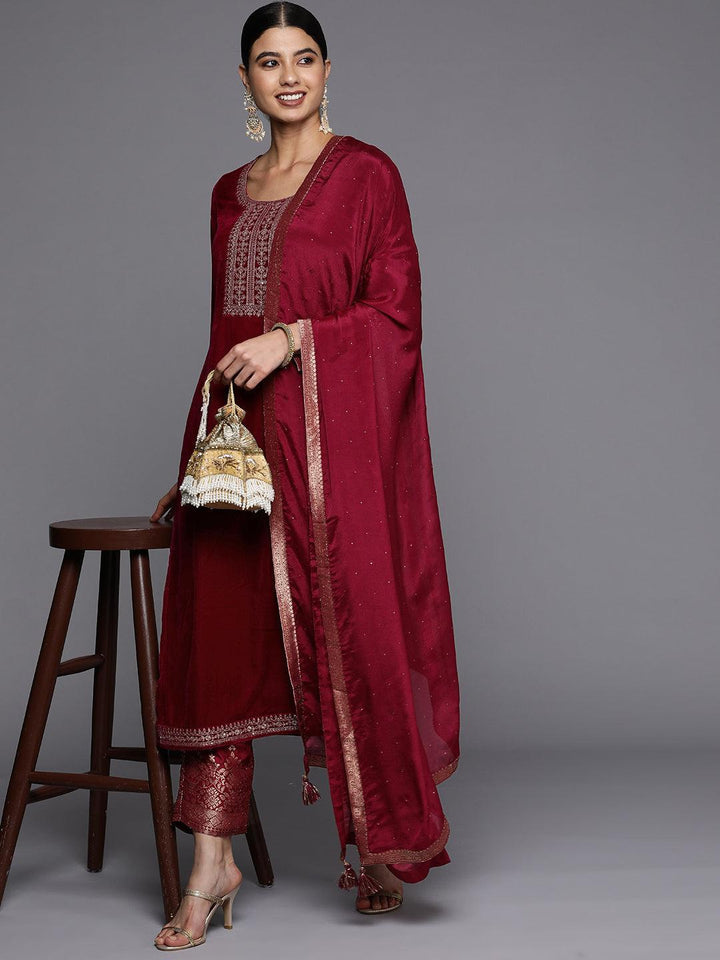 Maroon Yoke Design Velvet Straight Suit Set - ShopLibas