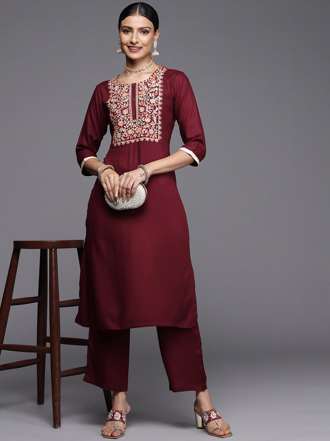 Maroon Yoke Design Wool Straight Kurta - ShopLibas