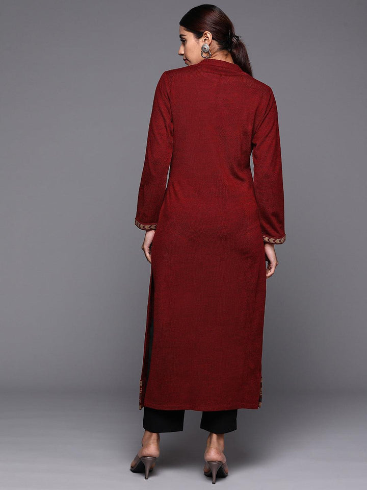 Maroon Yoke Design Wool Straight Kurta - ShopLibas