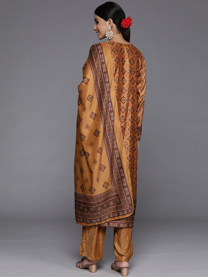 Mustard Printed Velvet Straight Suit Set With Trousers - Libas