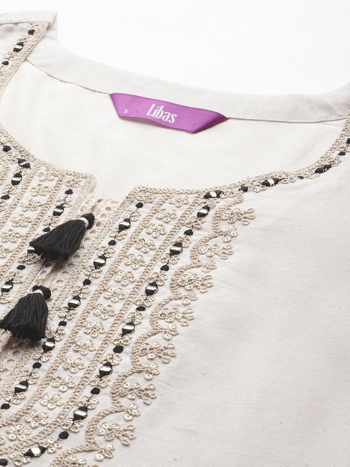 Off White Embellished Cotton Straight Kurta